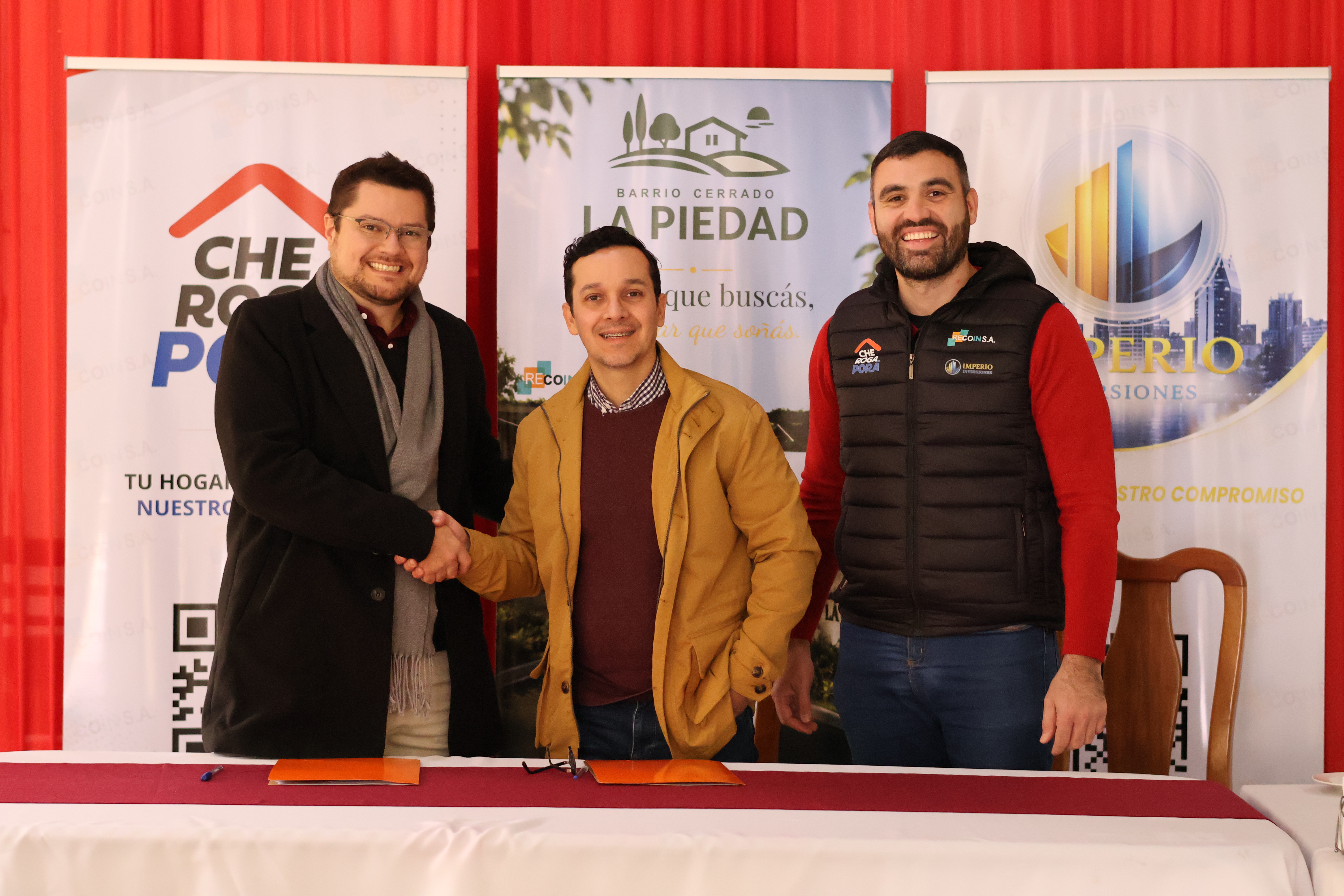 Reunión Relevo Inmobiliaria y Banco Nacional de Fomento